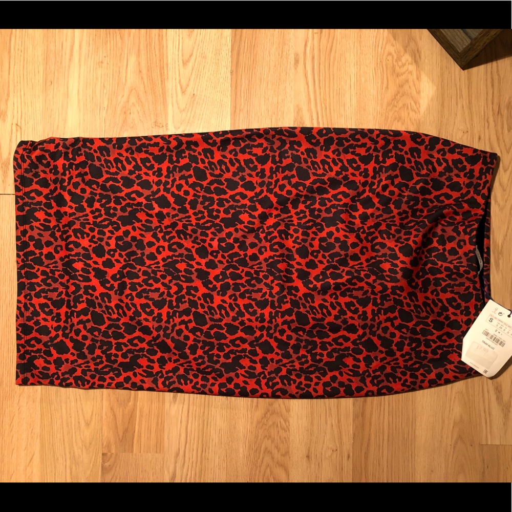 midi skirt
